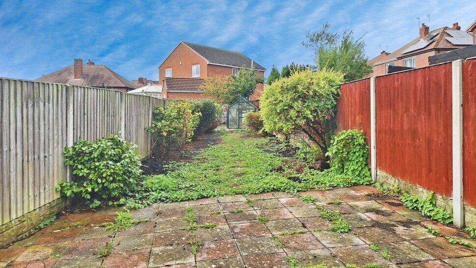 Main image of 3 bedroom End Terrace House for sale, Bolus Lane, Wakefield, West Yorkshire, WF1