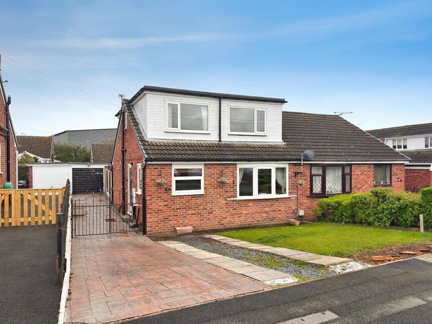 Main image of 3 bedroom Semi Detached Bungalow for sale, Moor View, Crigglestone, West Yorkshire, WF4