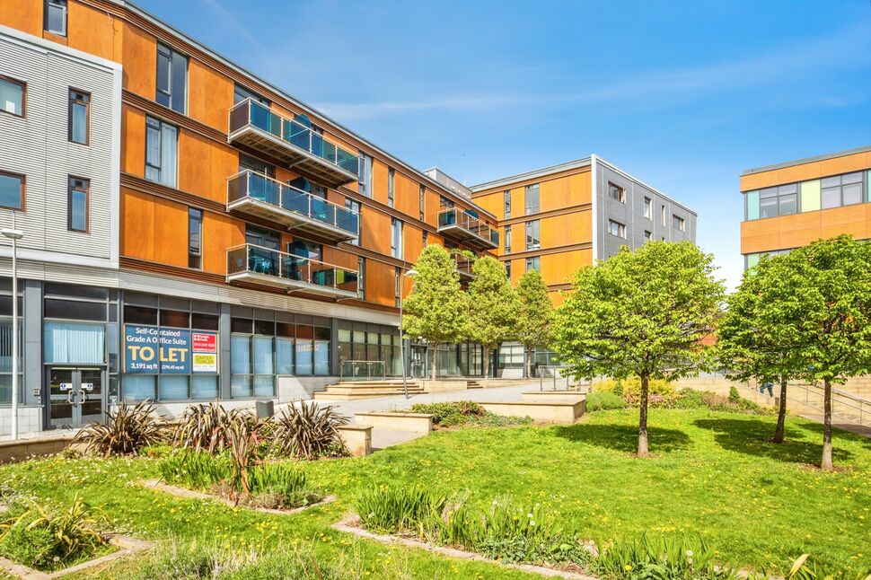 2 bedroom  Flat for sale