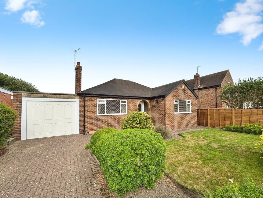 Main image of 2 bedroom Detached House for sale, Ouchthorpe Lane, Wakefield, West Yorkshire, WF1