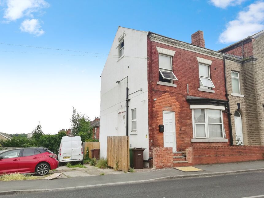 Main image of 1 bedroom Room to rent, Balne Lane, Wakefield, West Yorkshire, WF2