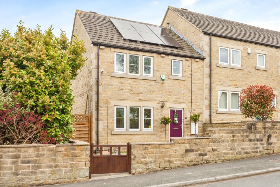 Main image of 3 bedroom Semi Detached House for sale, Bedford Farm Court, Crofton, West Yorkshire, WF4