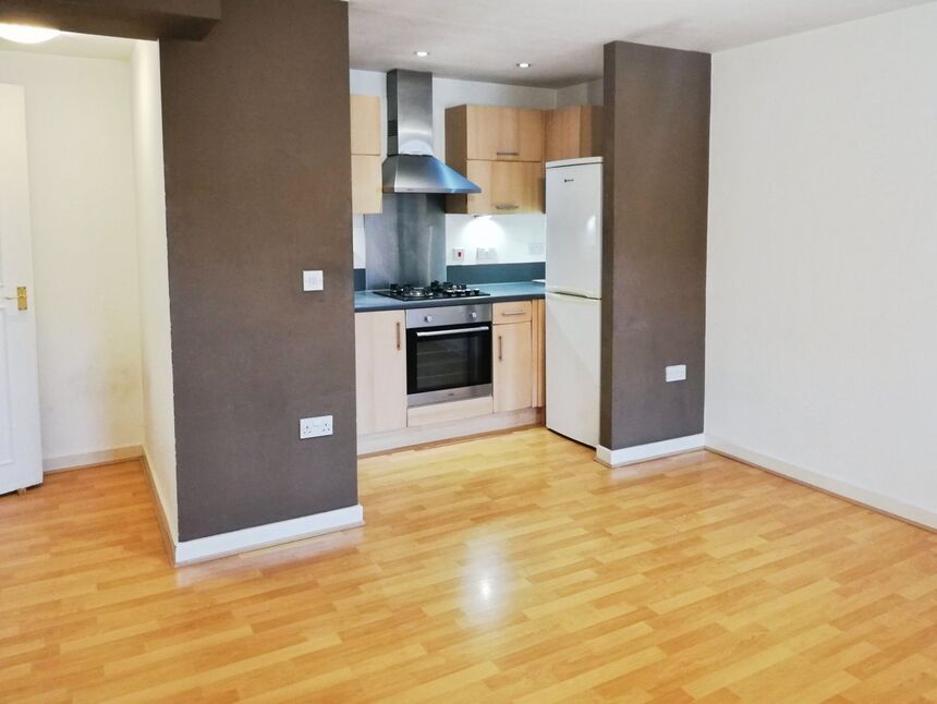 Main image of 1 bedroom  Flat to rent, Chaloner Grove, Wakefield, West Yorkshire, WF1