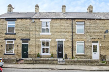 2 bedroom Mid Terrace House for sale