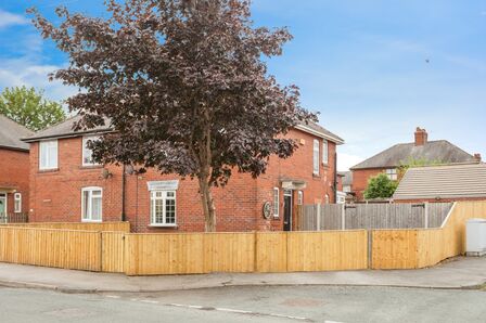 Snydale Road, 3 bedroom Semi Detached House for sale, £250,000