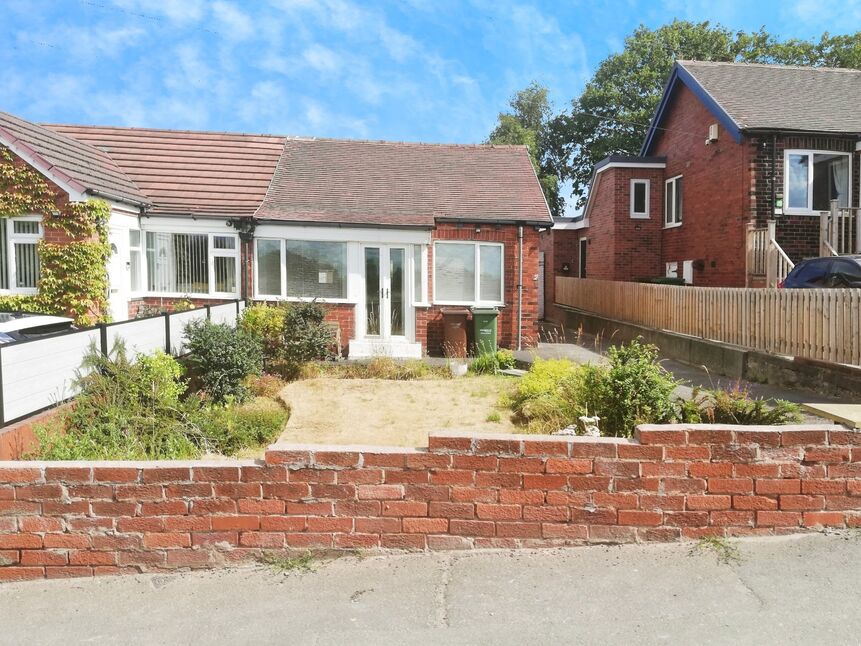 Main image of 2 bedroom Semi Detached Bungalow to rent, Pildacre Lane, Ossett, West Yorkshire, WF5