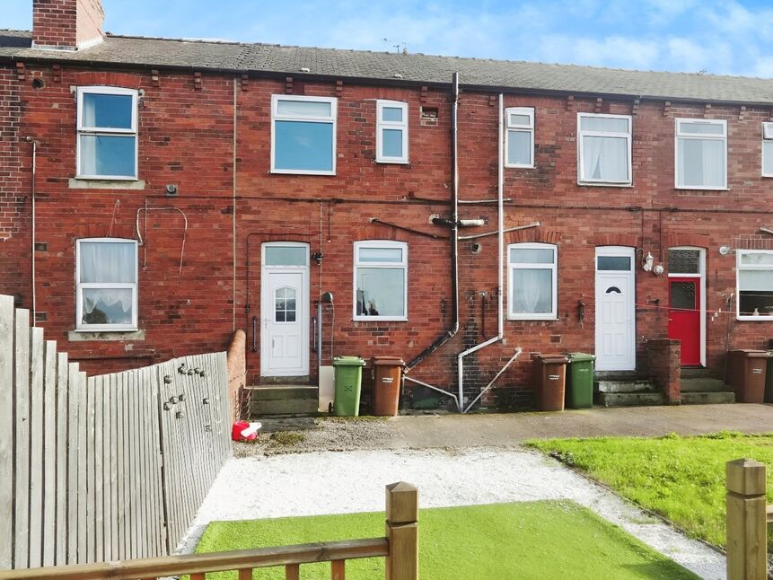Main image of 2 bedroom Mid Terrace House to rent, Weeland Road, Sharlston Common, West Yorkshire, WF4