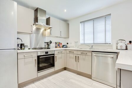 Sintering Crescent, 3 bedroom Detached House for sale, £300,000