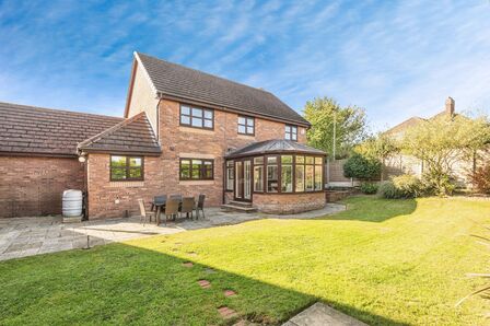 Silcoates Avenue, 5 bedroom Detached House for sale, £600,000