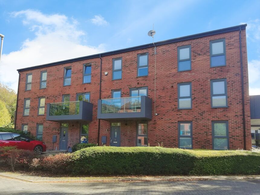 Main image of 2 bedroom  House to rent, Finchdale Close, Wakefield, West Yorkshire, WF1