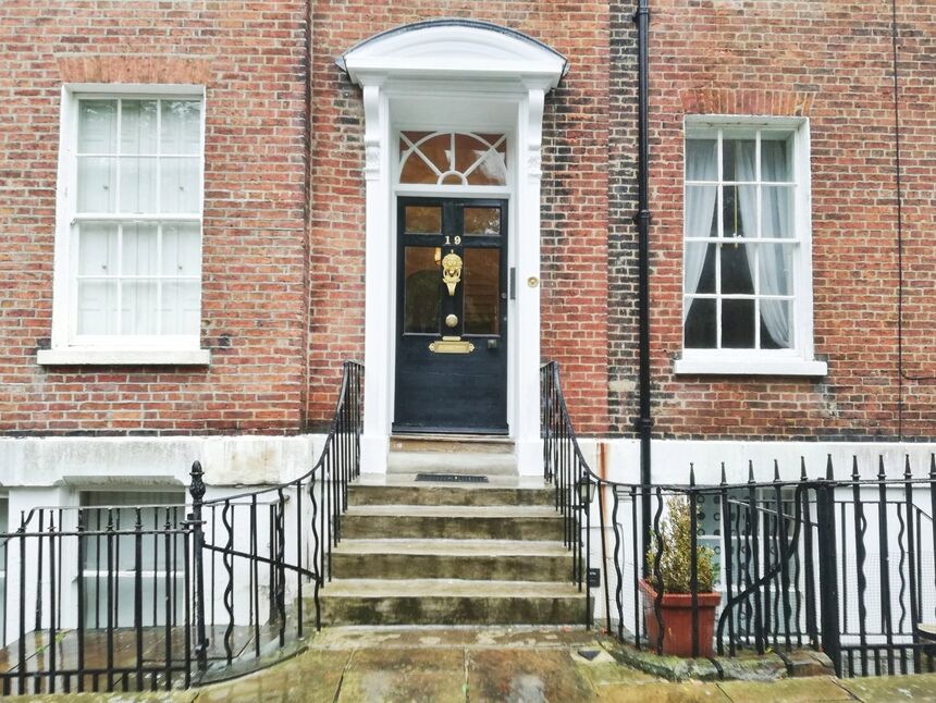 Main image of 3 bedroom Flat to rent, St. Johns Square, Wakefield, West Yorkshire, WF1