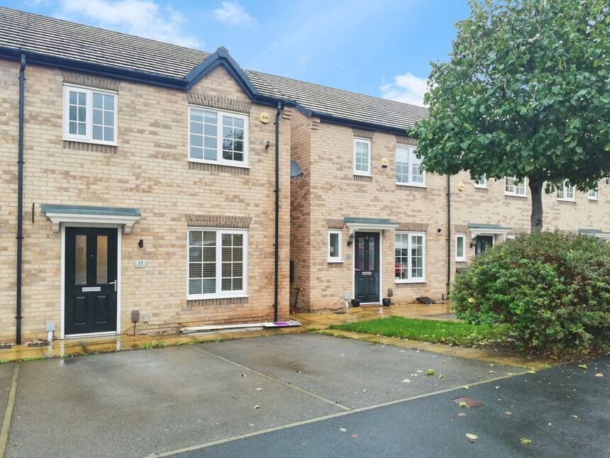 Main image of 3 bedroom Semi Detached House to rent, Micklewait Avenue, Crigglestone, West Yorkshire, WF4