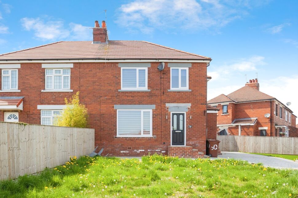 Main image of 3 bedroom Semi Detached House for sale, Mountbatten Crescent, Wakefield, West Yorkshire, WF1