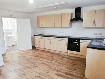 Balne Lane, 1 bedroom Flat to rent, &pound;750 pcm