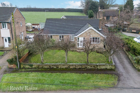A The Green, 6 bedroom Detached Bungalow for sale, &pound;600,000