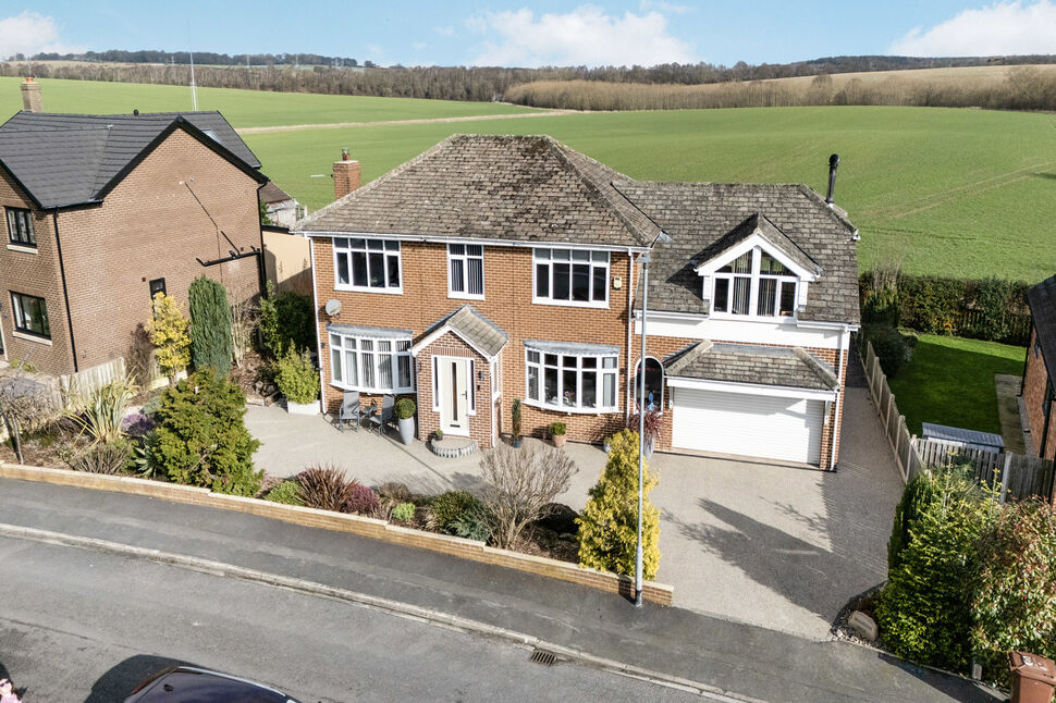 Main image of 5 bedroom Detached House for sale, Ingswell Drive, Notton, West Yorkshire, WF4