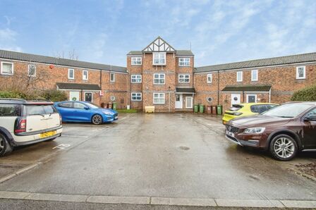 Howden Way, 1 bedroom Flat for sale, &pound;90,000
