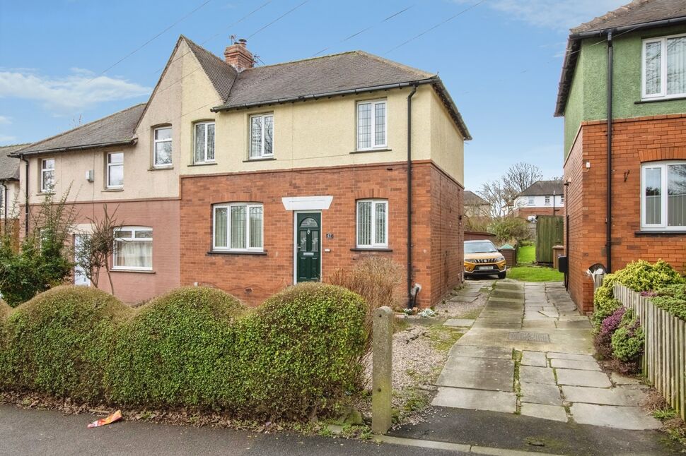 Main image of 3 bedroom Semi Detached House for sale, Broadway, Wakefield, West Yorkshire, WF2