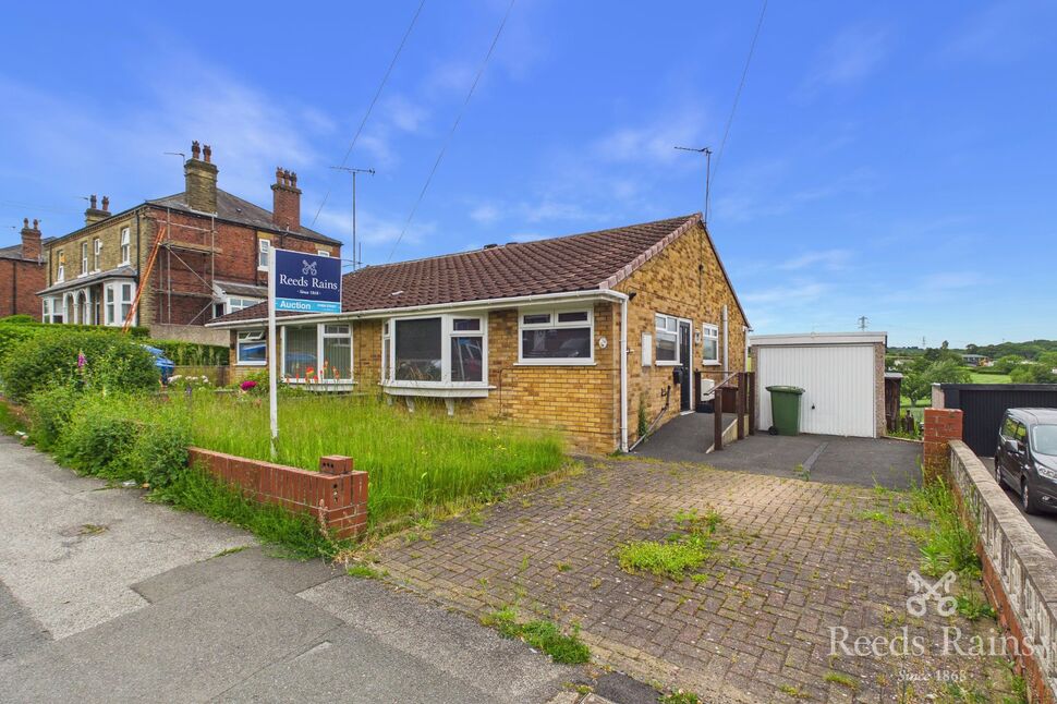 2 bedroom Semi Detached Bungalow for sale