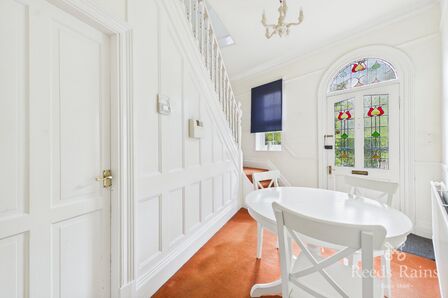 3 bedroom End Terrace House for sale