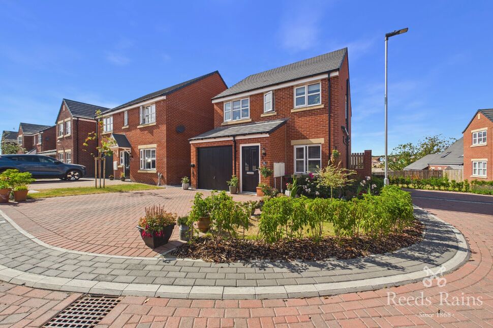 Main image of 3 bedroom Detached House for sale, Jasmine Mews, Wakefield, West Yorkshire, WF1