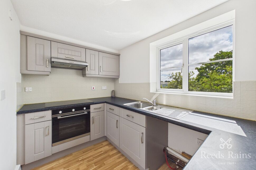 Main image of 2 bedroom Flat to rent, Spruce Court, Wakefield, West Yorkshire, WF2