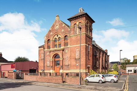 Grove Road, 1 bedroom Flat for sale, &pound;60,000