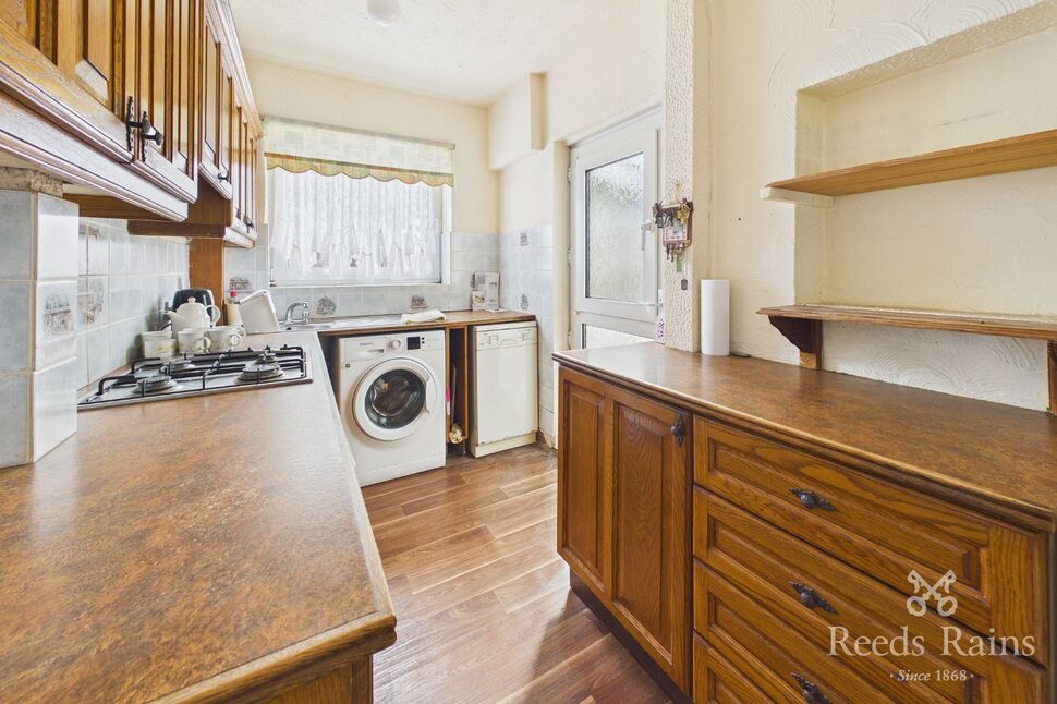 Main image of 3 bedroom Semi Detached House for sale, Garth Avenue, Normanton, West Yorkshire, WF6