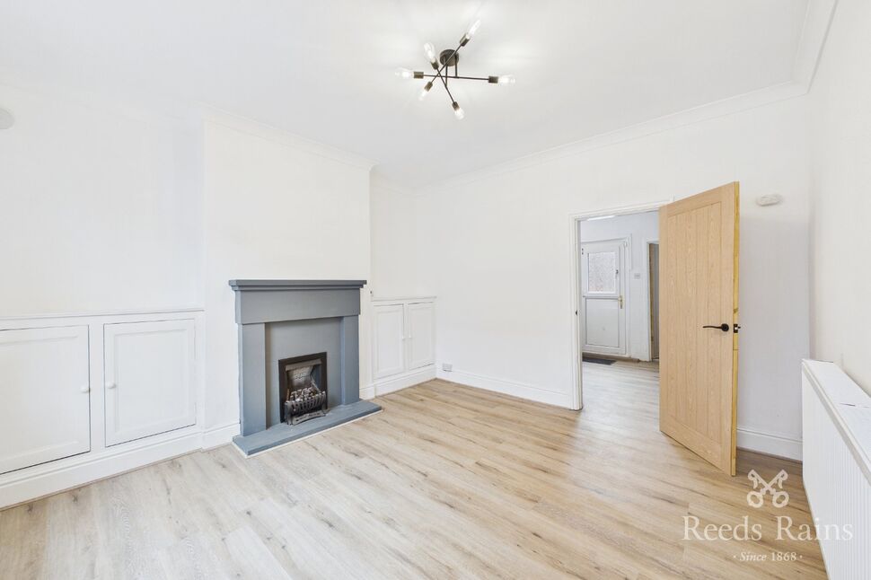 Main image of 2 bedroom Mid Terrace House to rent, Pretoria Street, Wakefield, West Yorkshire, WF1