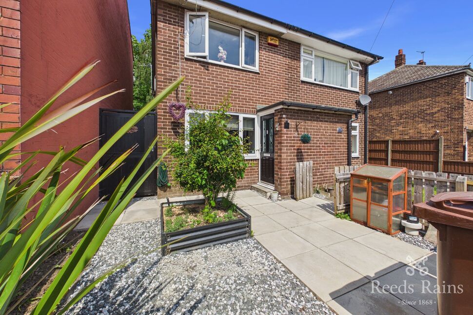 Main image of 2 bedroom Semi Detached House for sale, Major Street, Wakefield, West Yorkshire, WF2