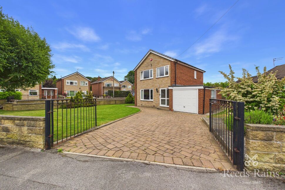 Main image of 4 bedroom Detached House for sale, Lyndale Drive, Wrenthorpe, West Yorkshire, WF2