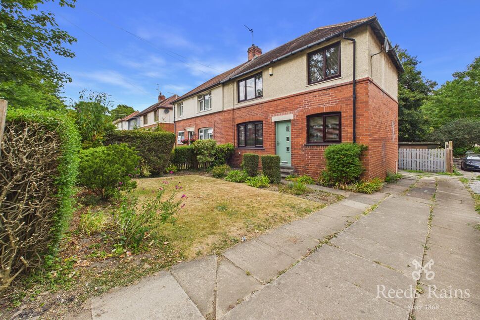 Main image of 3 bedroom Semi Detached House for sale, Broadway, Wakefield, West Yorkshire, WF2