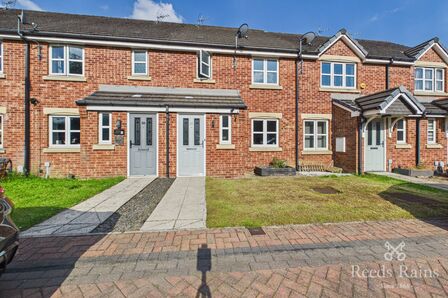 St. Andrews Close, 3 bedroom Mid Terrace House for sale, &pound;220,000