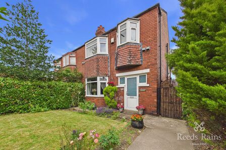 Leeds Road, 3 bedroom Semi Detached House for sale, &pound;325,000
