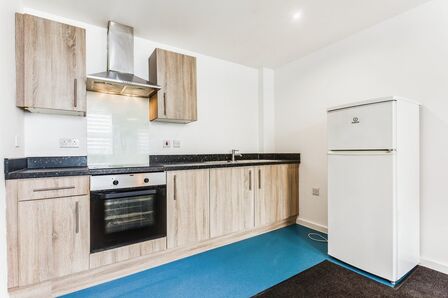 Market Street, 1 bedroom Flat to rent, &pound;625 pcm