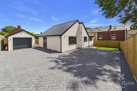 3 bedroom Detached Bungalow to rent