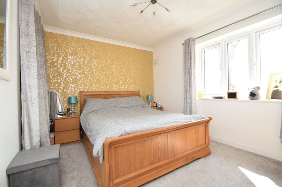 3 bedroom Mid Terrace House for sale, Walderslade Road, Walderslade