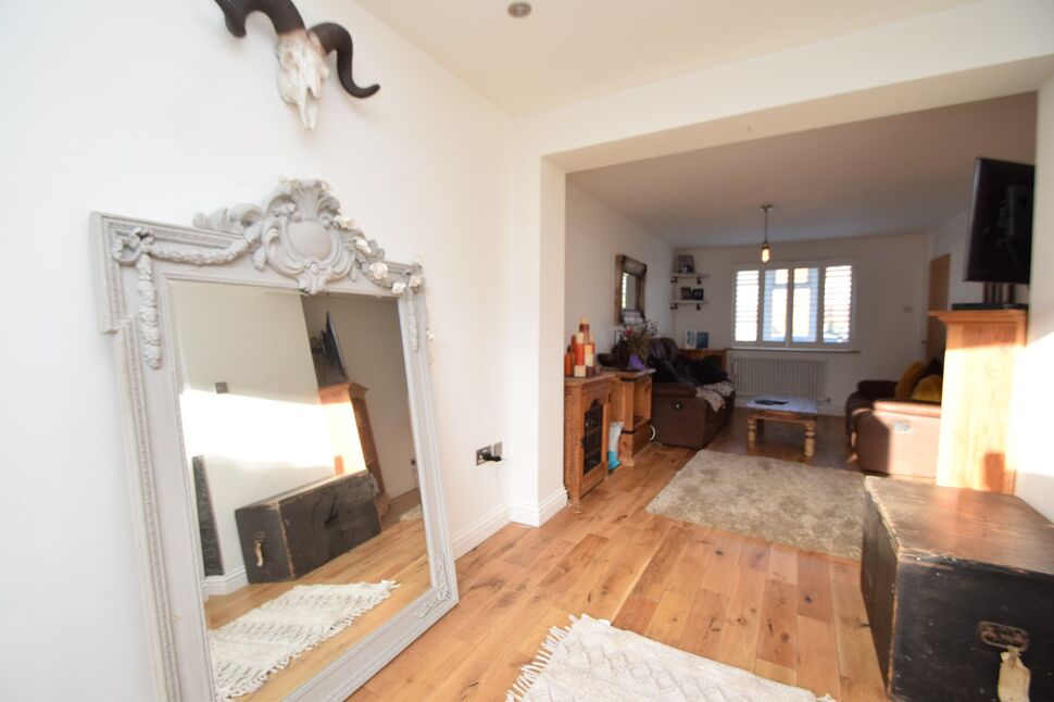 3 bedroom End Terrace House for sale, Thornham Road, Gillingham, ME8