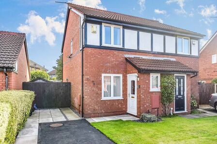 2 bedroom Semi Detached House to rent