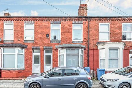 Alwyn Street, 2 bedroom  House to rent, £1,000 pcm