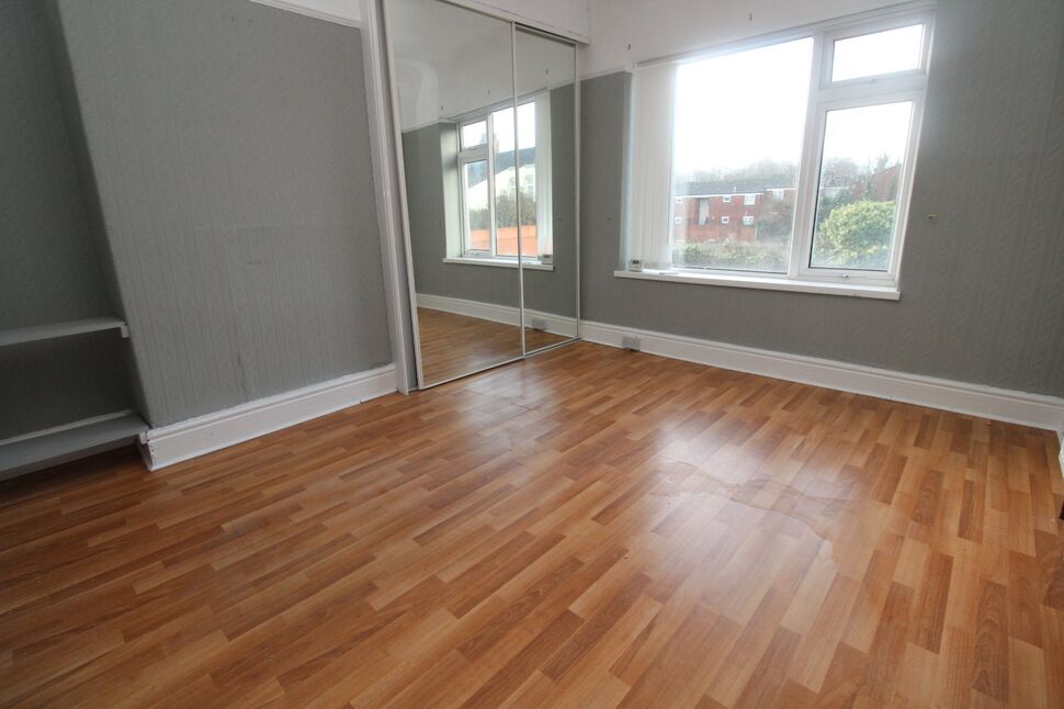 3 bedroom Semi Detached House for sale, Queens Drive, Walton, L4 £165,000