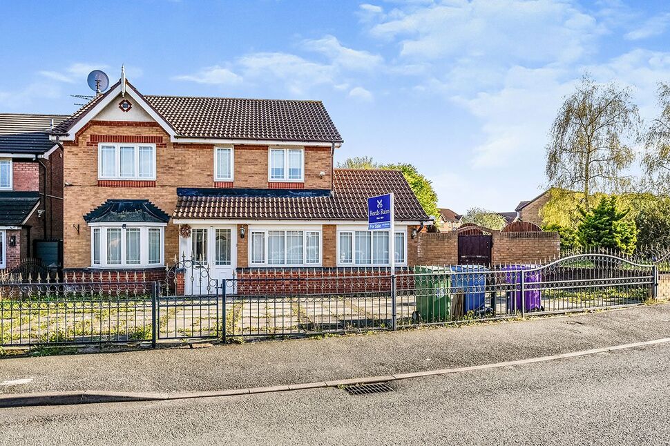 5 bedroom Detached House for sale