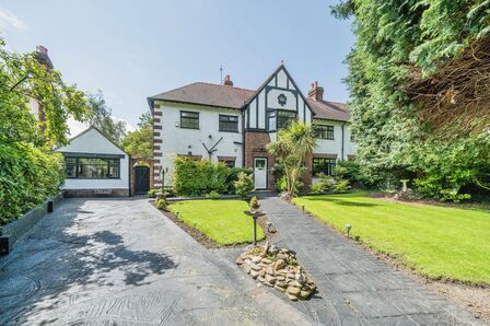 South Drive, 5 bedroom Semi Detached House for sale, £850,000