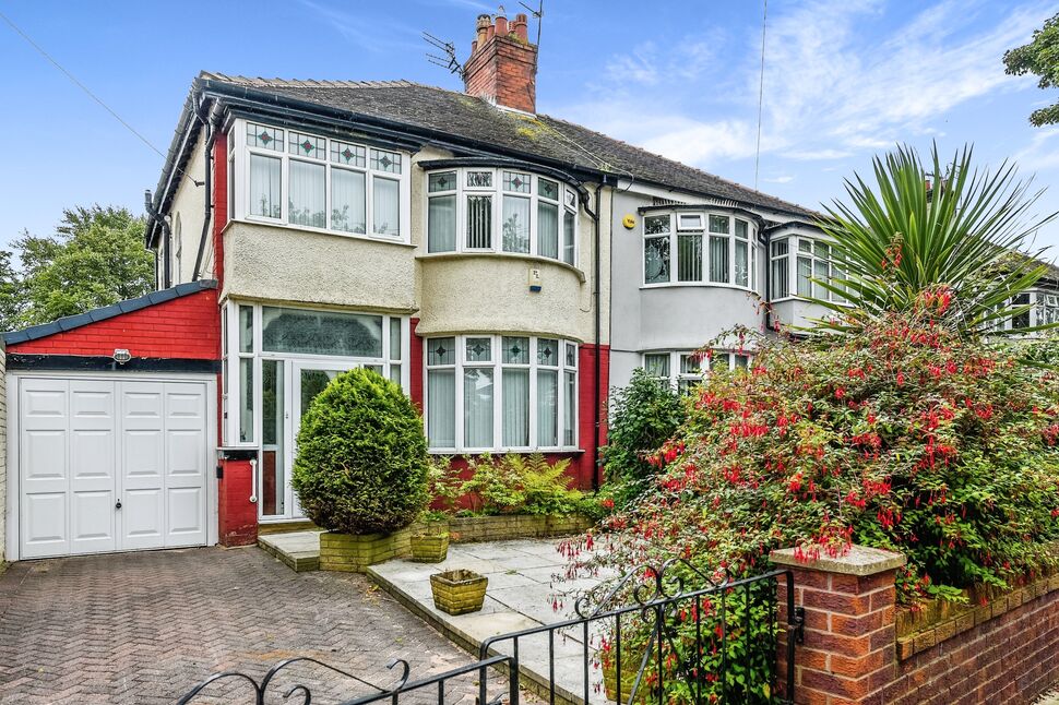 3 bedroom Semi Detached House for sale, West Oakhill Park, Liverpool