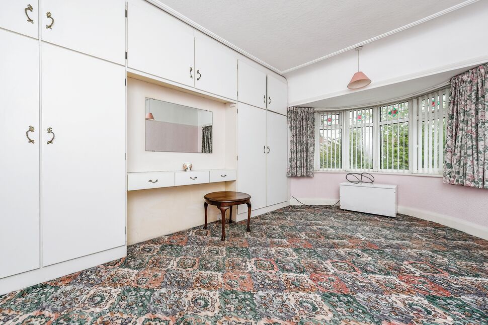 3 bedroom Semi Detached House for sale, West Oakhill Park, Liverpool