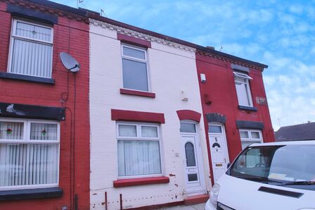 Olton Street, 2 bedroom Mid Terrace House to rent, £750 pcm