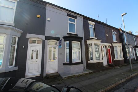 Bardsay Road, 2 bedroom Mid Terrace House to rent, &pound;800 pcm