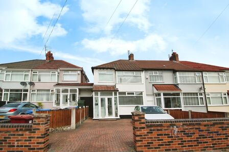Regent Avenue, 3 bedroom Semi Detached House for sale, £230,000