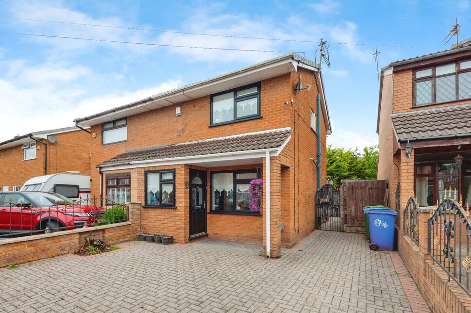2 bedroom Semi Detached House for sale