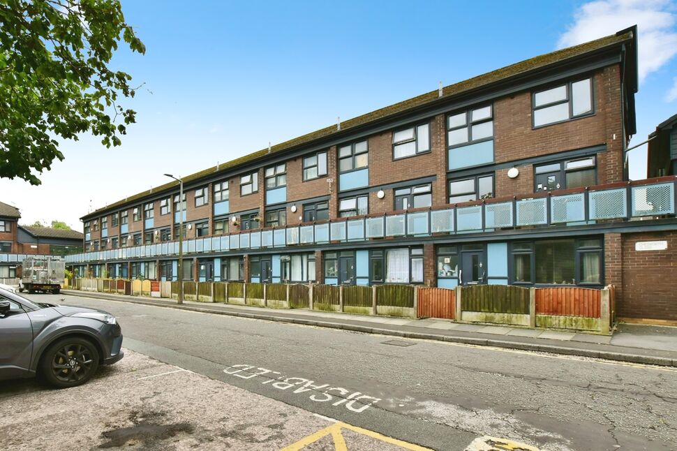 Main image of 3 bedroom Flat for sale, Chesworth Close, Cheshire, SK1